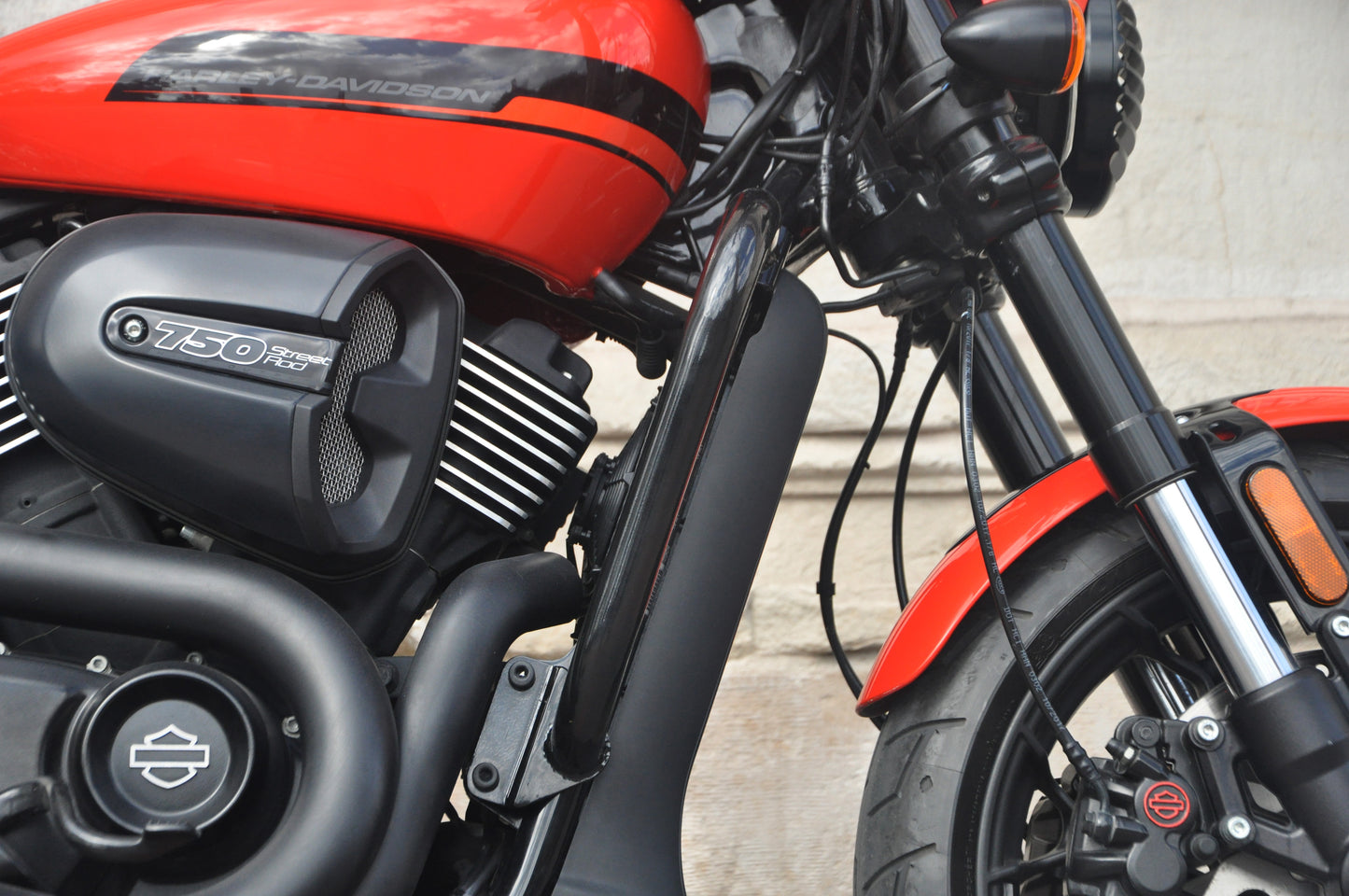 Harley-Davidson Street Rod 750 Crash Bars