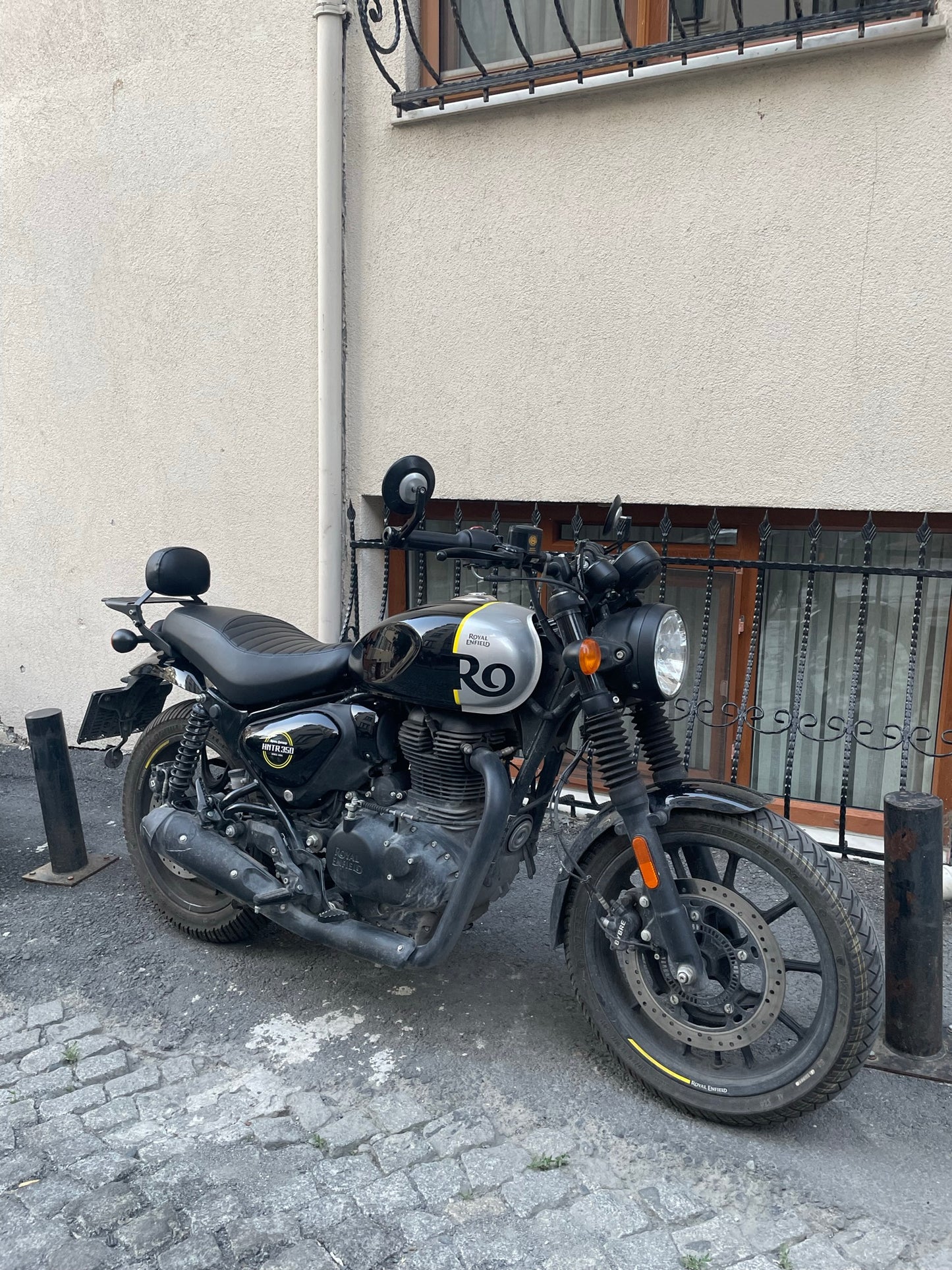 Royal Enfield Hunter 350 Sissy Bar & Rack